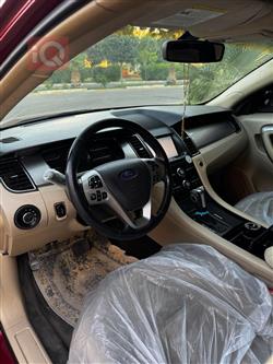 Ford Taurus